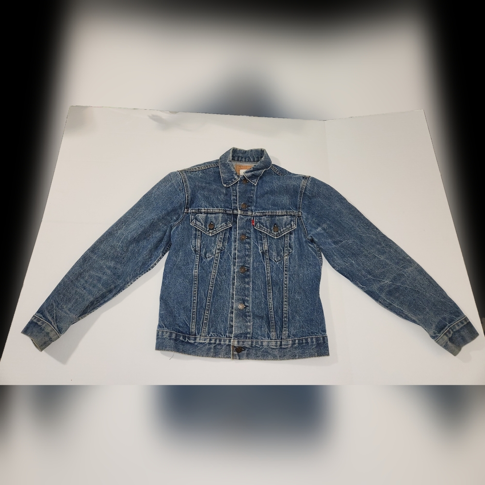 Vintage Levi's Type 3 Denim Trucker Jacket (70505-0217) Made In USA 70's Size 38